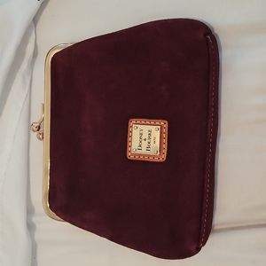 dooney credit card holder holds 4 credit cards